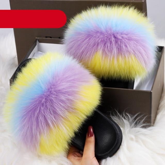 Stevvex furry indoor slippers for women, open-toe plush fur slides with fluffy, fuzzy, fox fur accents and slip-on design.