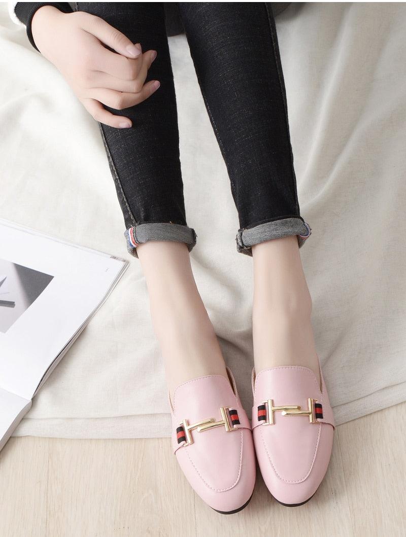 Stevvex women's outdoor platform slides with square toes, slip-on mules, and comfortable pointed loafers for women.