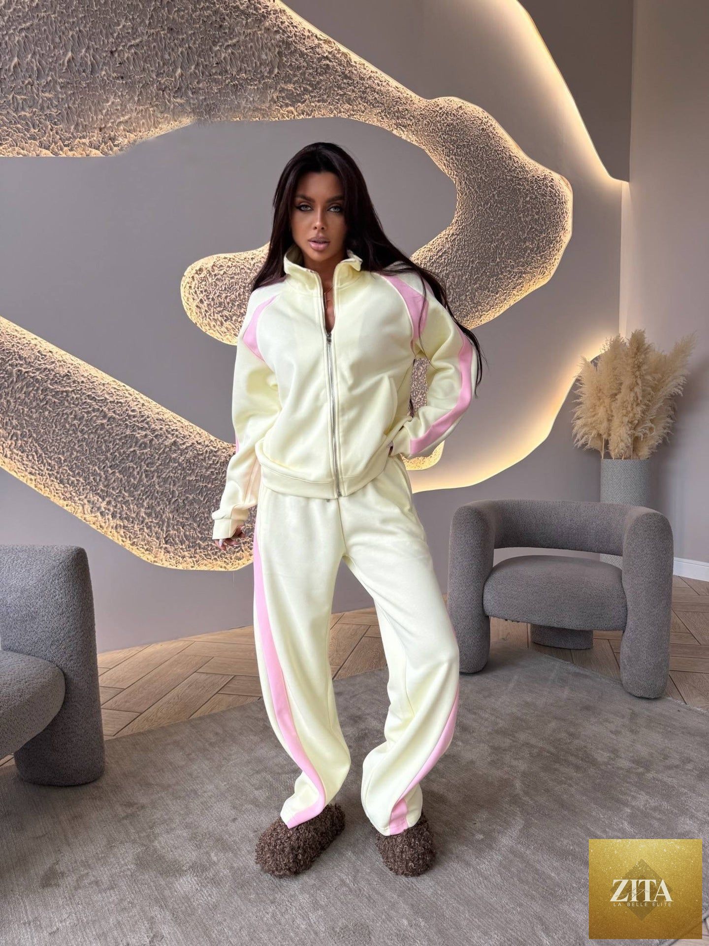 FitiqueFit women’s long-sleeve zip-up jacket and matching sweatpants two-piece set, casual activewear for women.