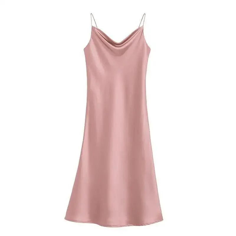 Red soft short sleepwear for women by Stevvex, featuring a trendy V-neck bathrobe perfect for bridesmaids or relaxing at home.