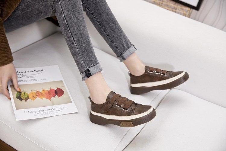 Stevvex luxury women's leather sneakers in spring casual style, featuring soft genuine leather and comfortable flat soles for walking.