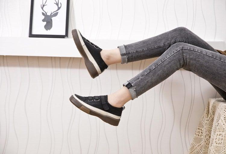 Stevvex luxury leather women's sneakers, spring casual flats with soft, genuine leather, comfortable walking shoes for women.