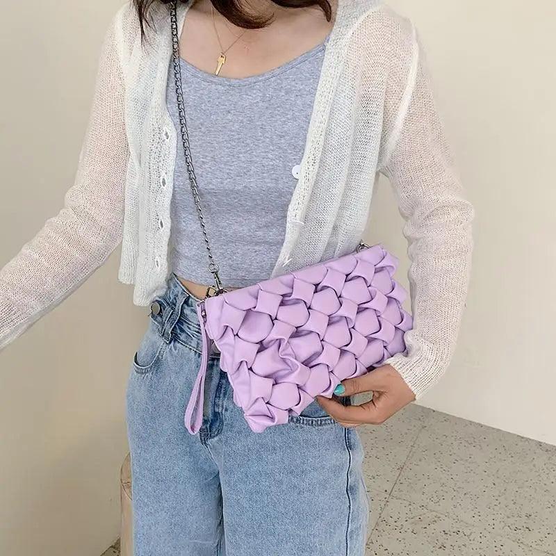 Stevvex luxury leather crossbody handbag with metal chain, designed for women and girls, featuring a stylish purse and clutch ensemble.