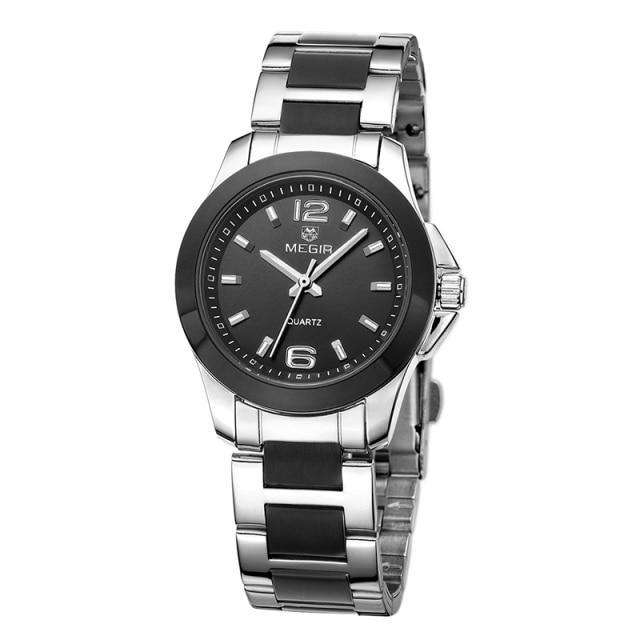 Stevvex luxury gold rose women’s waterproof analog wristwatch with elegant modern design and stylish details.