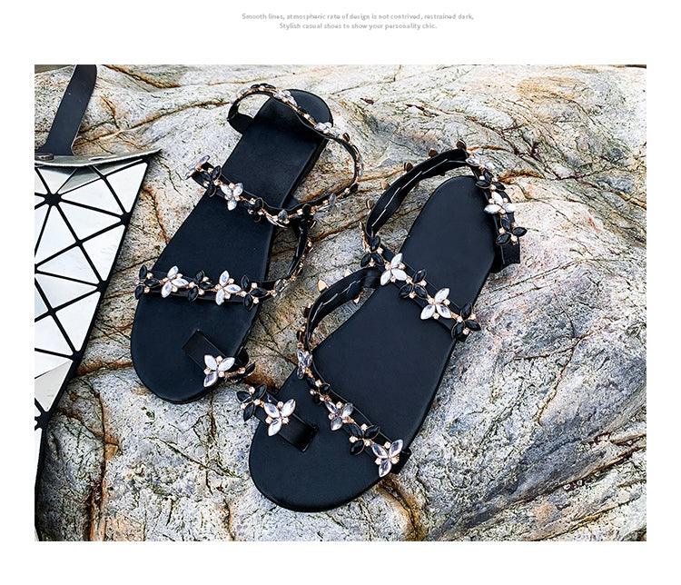 Stevvex rhinestone summer beach sandals for women, open-toe flat slippers with glitter and crystal accents, ideal for casual or dressy wear.