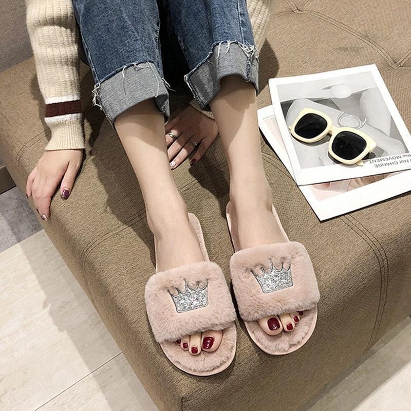 Stevvex women's warm fluffy faux fur slippers with heart-shaped open toe design, soft memory foam, indoor floor slide shoes