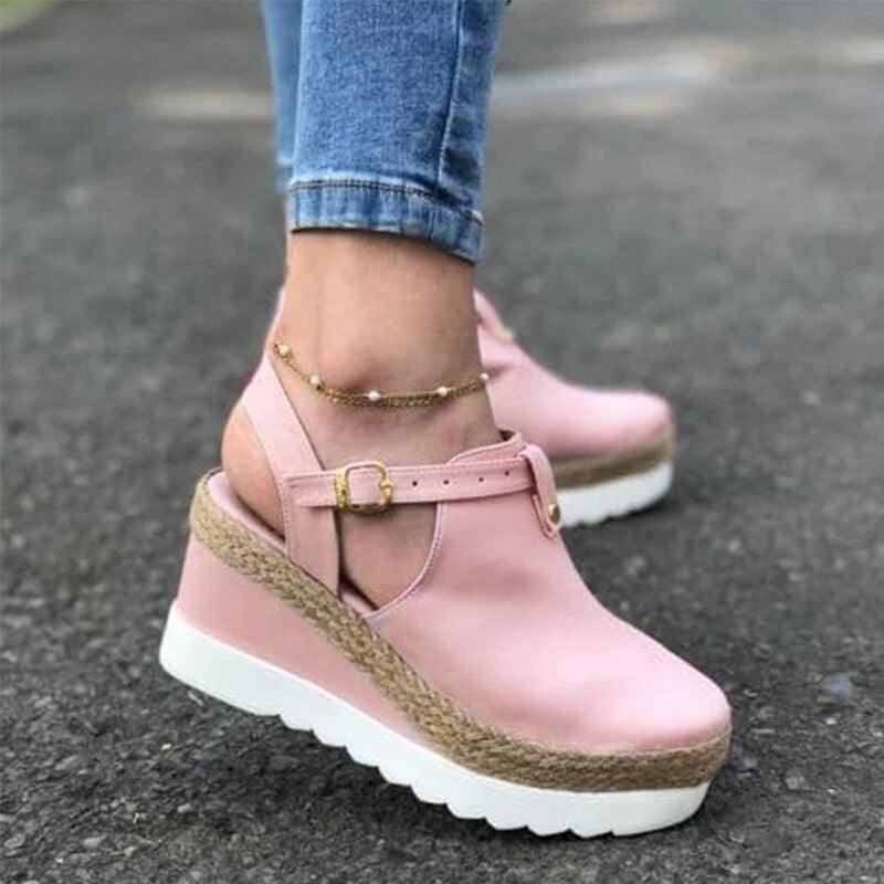 Stevvex women's vintage platform sandals with buckle straps, straw design, thick soles, and retro flatform style for women.
